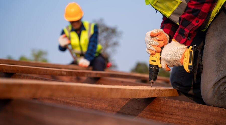 Expert Emergency Roof Repairs services in Roland, IA